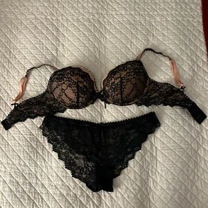 Heidi Klum Bra and Panty Set